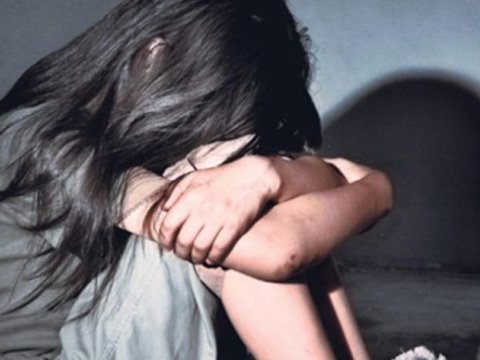 Psixoloq 13 yaşlı qızın evdən qaçmasında valideynin günahından danışdı