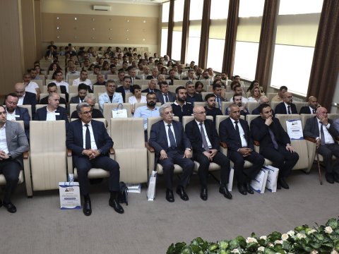 AzMİU-da konfrans: “Yer və yol betonlarında müasir texnologiyalar”   