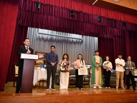 Universitetdə “Yuxu ilə həqiqət arasında” tamaşa...