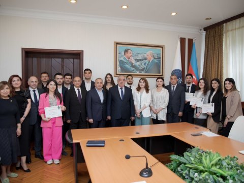 ATU-nun “Brend tələbə”ləri mükafatlandırıldı - FOTOLAR