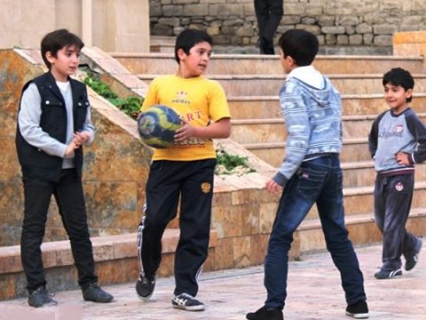 Dostu övladınıza pis təsir göstərirsə - nə etməli?