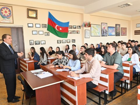 “Təkrar ali və orta ixtisas təhsili” üzrə sənəd qəbulu davam edir
