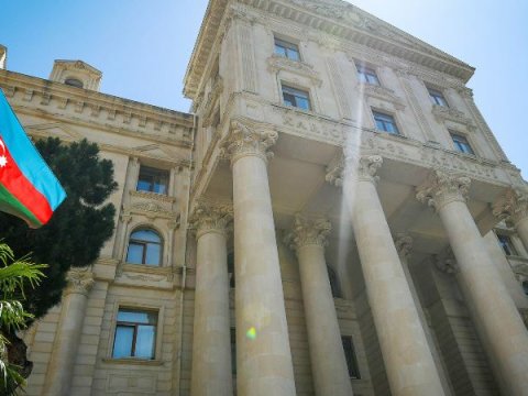 XİN-dən tələbənin İranda həbs edilməsinə REAKSİYA