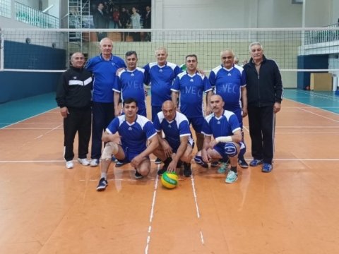 UNEC müəllimlər komandası Spartakiadanın qalibi olub