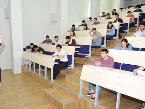 Hansı universitetlərə 