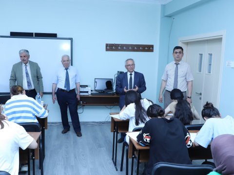 İctimai şura üzvləri LDU-da imtahanların gedişini izləyib