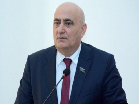 Deputatdan bu müəllimlərə SƏRT TƏNQİD: 