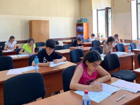 Lisey və gimnaziyaların 6-cı siniflərinə qəbul imtahanları keçirilib