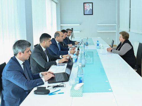 Nazir Qazaxda vətəndaşları qəbul edib
