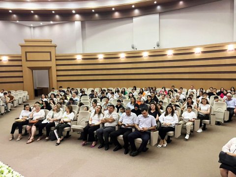    Abituriyentlər AzMİU haqqında məlumatlandırılıb   