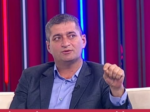 Bizə kim lazımdır? - 700 bal toplayan əzbərçi, yoxsa intellektual? – AYDIN BAXIŞ  