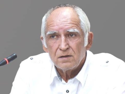 “Sertifikasiyanı ifrat dərəcədə dilə-dişə salıb şişirtdik…” - Nadir İsrafilov