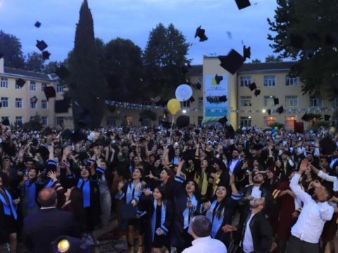 Məzun günündə insident yaşanıb? - DİN açıqladı  