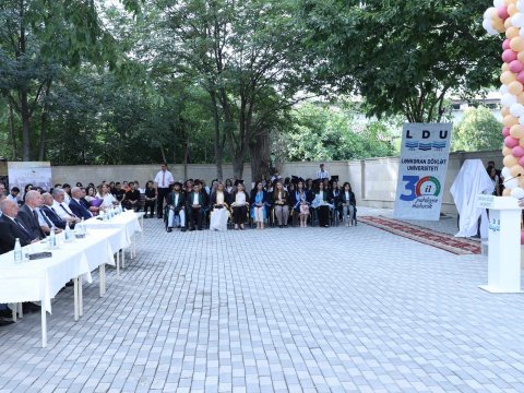 LDU-da “Məzun günü” keçirilib