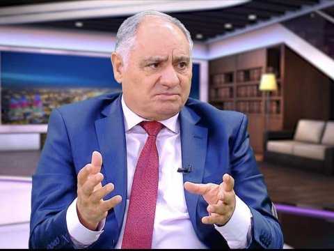 Təhsil haqqı artır, keyfiyyət azalır – Professor narazıdır!   