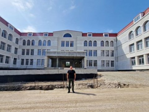 Prezident Şuşada məktəb tikintisi ilə tanış oldu - FOTO  