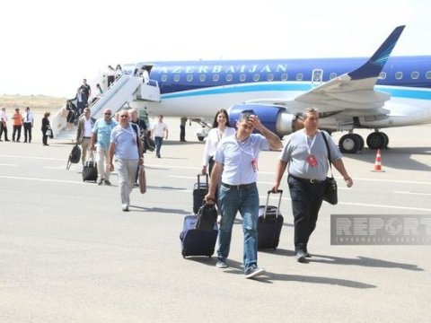 Qlobal Media Forumu iştirakçılarının Şuşaya səfəri başlayıb - FOTO  