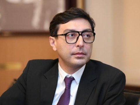 “Nazirlərin təhsili” - Fərid Qayıbov harada oxuyub?  