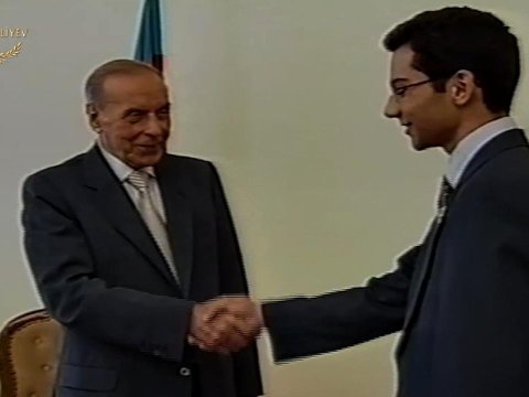 “İlk Prezident təqaüdçüləri”ndən stomatoloq Orxan Abişev - VİDEO  