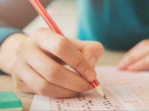 700 bal toplayanlar niyə azalır? - Ekspert rəyi 