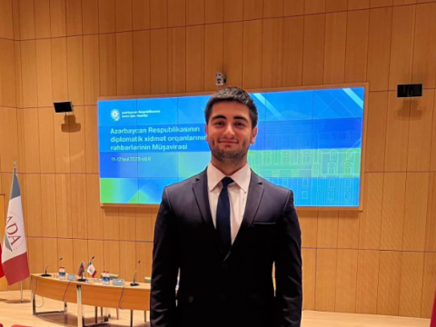 “Brend tələbə” dən abituriyentlərə: “Qəbul xətrinə ixtisas seçməyin!” 