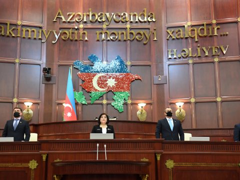 Elmi dərəcəsi olan deputatlar: Kimlər alim, professordur... - TAM SİYAHI