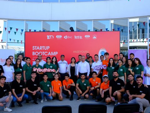 “Startup Bootcamp” keçirilib
