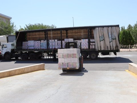 Yeni dərsliklər muxtar respublikaya gətirilib