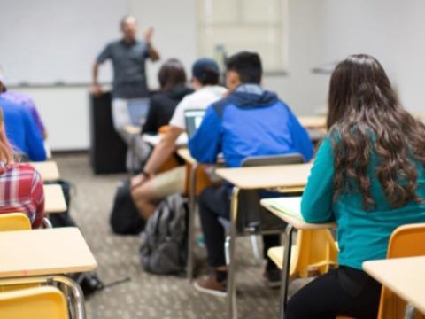 9 illik bazada kolleclərə sənəd qəbulu davam edir