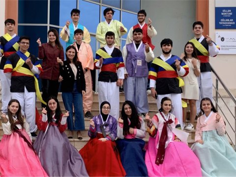 BMU-da tələbələri üçün “Hanbok” təcrübəsi...