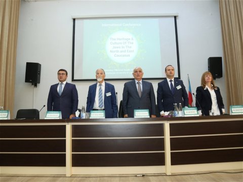 ADU-da elmi konfrans öz işinə başlayıb