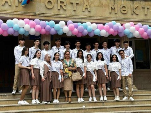 Bu sinfin şagirdləri 100 faiz nəticə göstərib