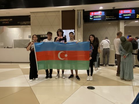 Məktəblilər Slovakiyaya yola düşüblər: olimpiadaya qatılacaqlar