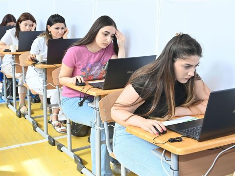 Nazirlikdən iş yerini dəyişən müəllimlərə MÜRACİƏT