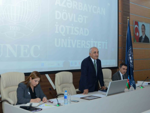 UNEC - də yeni tədris ilinin ilk iclası keçirilib