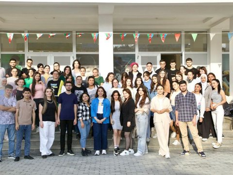 Tələbələrin elm düşərgəsi uğurla yekunlaşıb