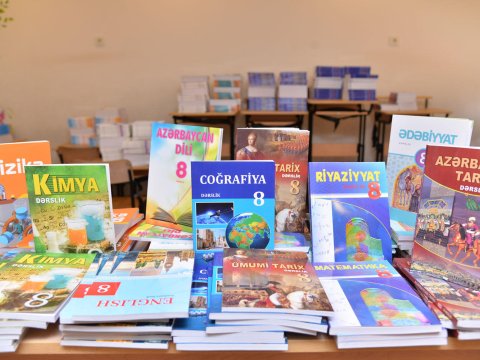 Şöbə müdiri : “Bu il rekord sayda dərslik nüsxələnib”