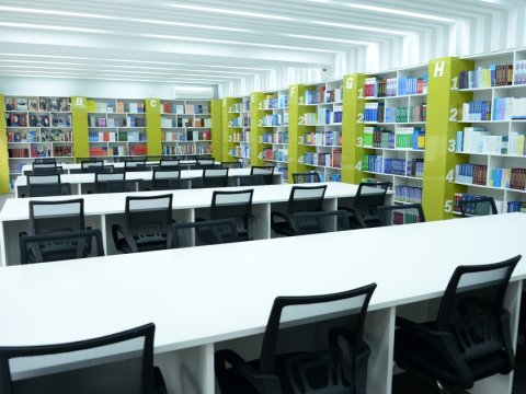 4 mindən çox tələbə UNEC-in kitabxanasına müraciət edib