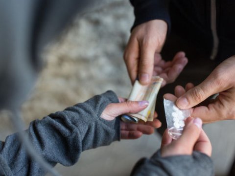 Uşaqlarda aludəçiliyin yaranması valideynlərlə bağlıdır!