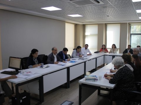 DİM - də sınaq imtahanı materialları müzakirə edilib