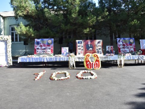 Qax şəhər 1 nömrəli tam orta məktəb 100 yaşını qeyd edib