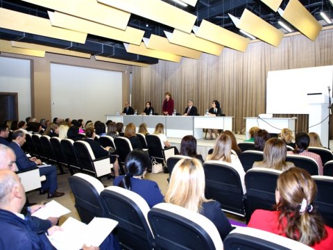 Altı rayon üzrə məktəb direktorları üçün seminar keçirilib