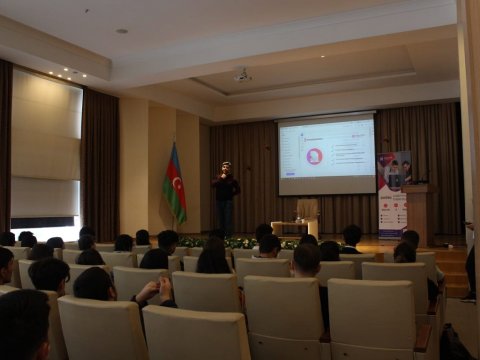  AZMİU tələbələrinə seminar keçirilib