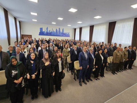 FHN məktəb direktorları üçün tədbir keçirib