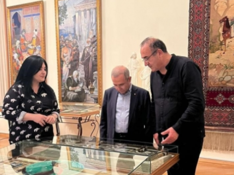 Türkiyəli yazıçılar Ədəbiyyat Muzeyində