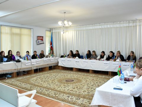 Rəhbər və metodistləri üçün təlimlər