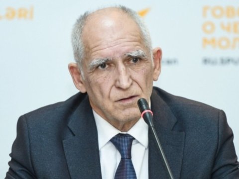 İxtisas seçimi keçid ballarının və kimlərinsə məsləhətlərinin ümidinə qalıb...