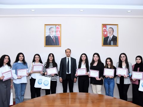 Pedaqoji fakültənin qrup birinciləri mükafatlandırılıb
