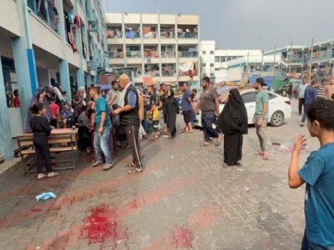 Qəzzada məktəb binası vurulub