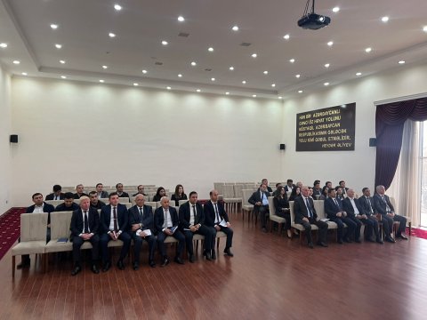 Dövlət qulluqçuları üçün təlimlərə start verilib